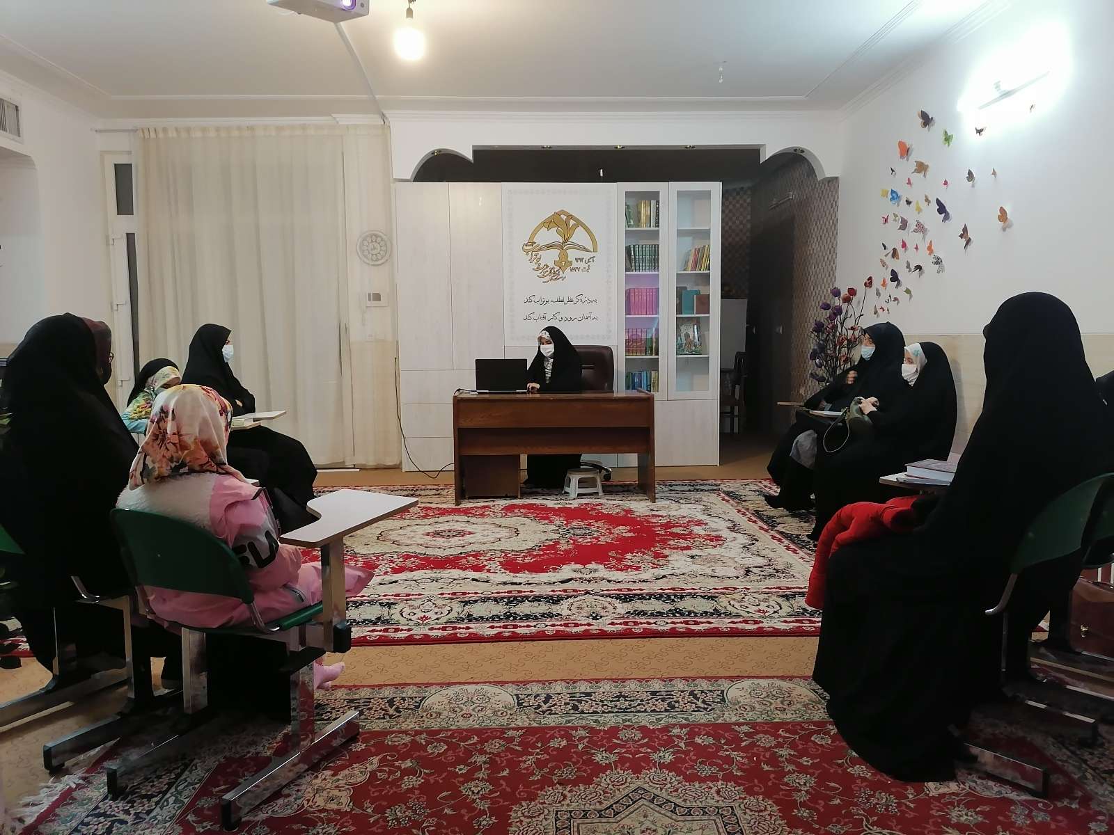 جلسات حضوری با قرآن آموزان و والدین