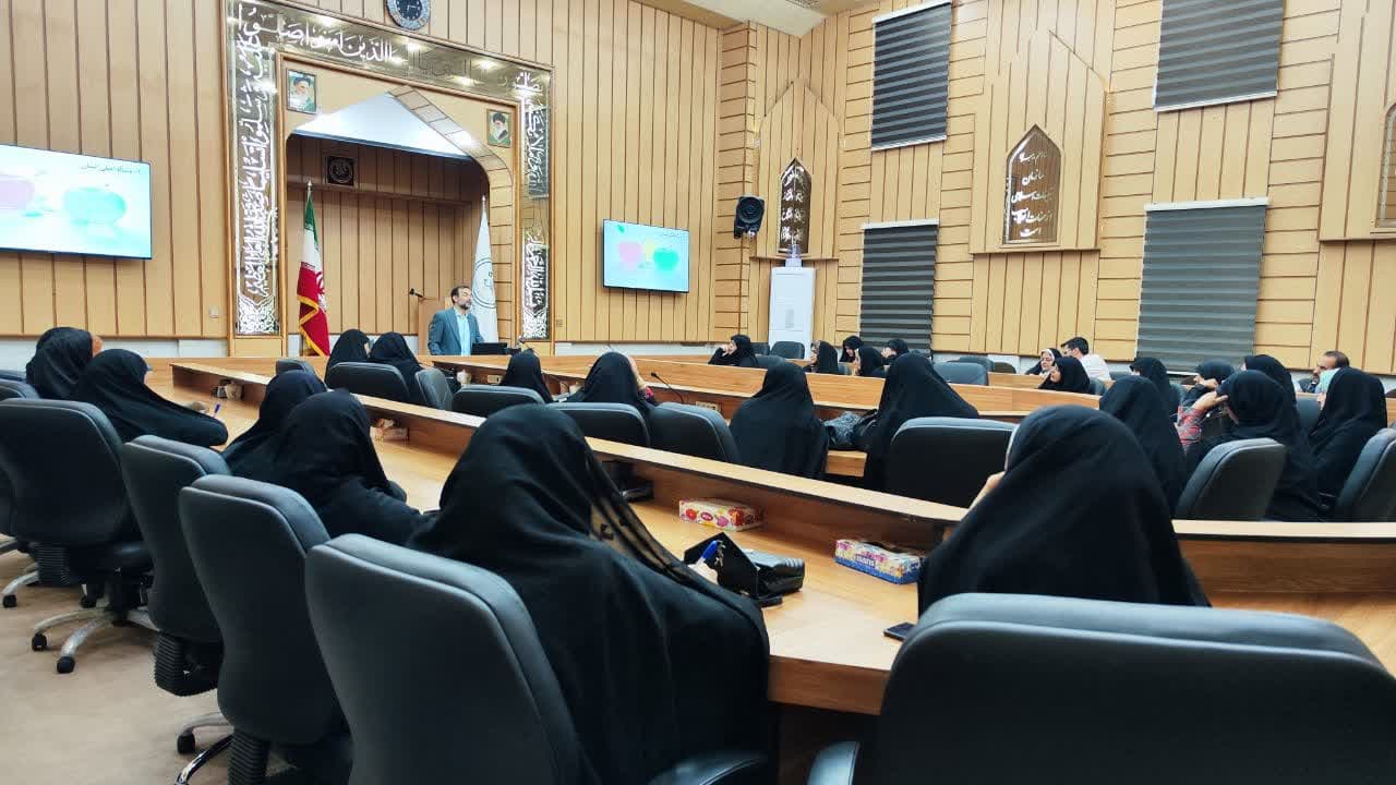 برگزاری کارگاه مهارت های زندگی قرآنی باحضور استاد لطفی از تهران