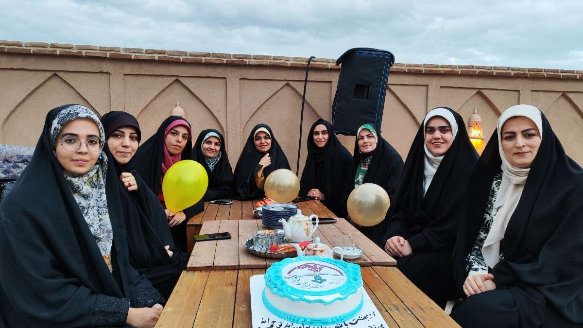 دورهمی روز معلم در کافه ناردون ۱۴۰۳