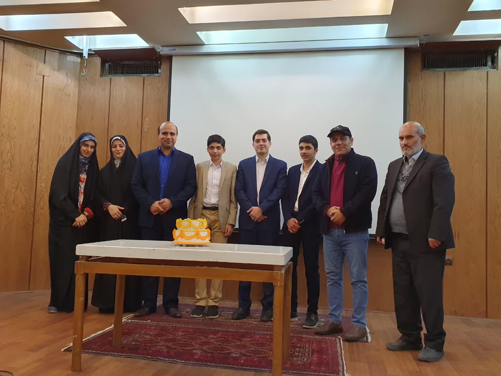 مراسم تجلیل از حافظان موسسه (میلاد حضرت رسول اکرم<ص>)