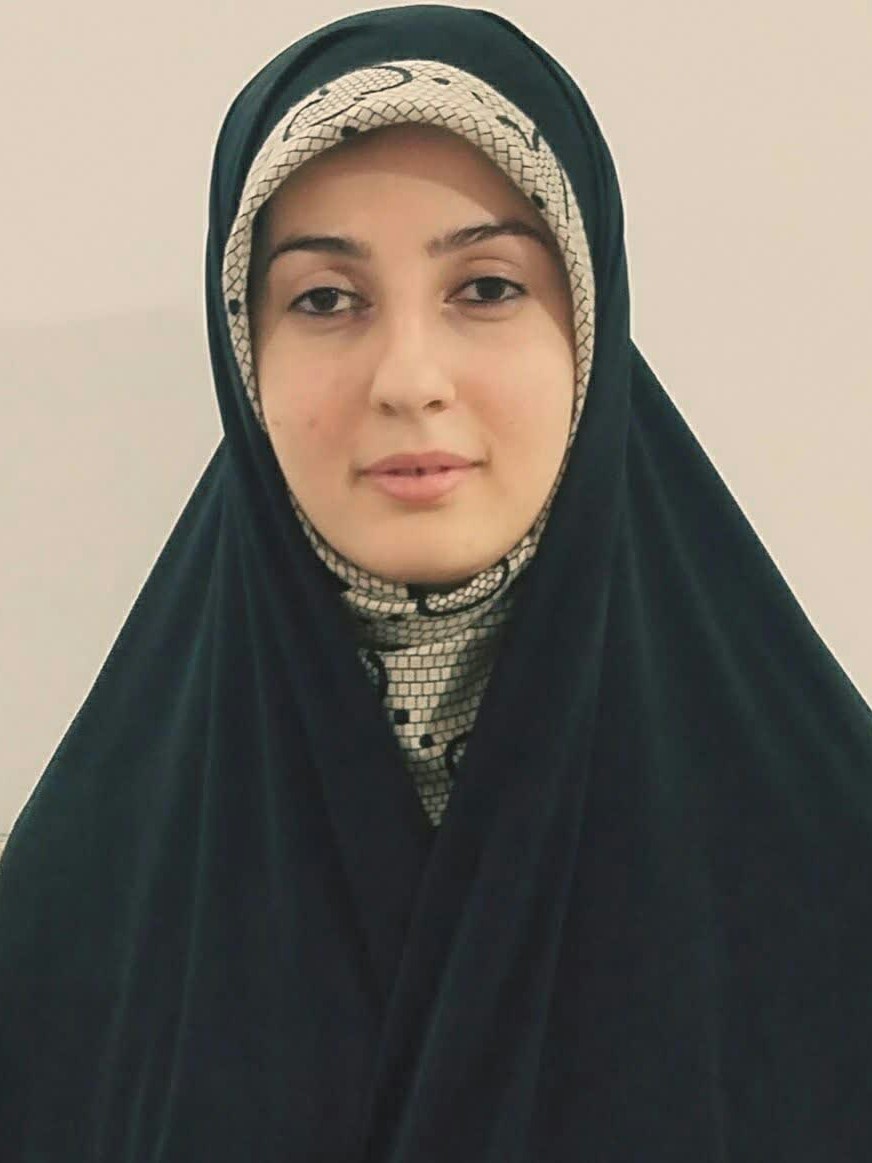 زهرا خرم نژاد