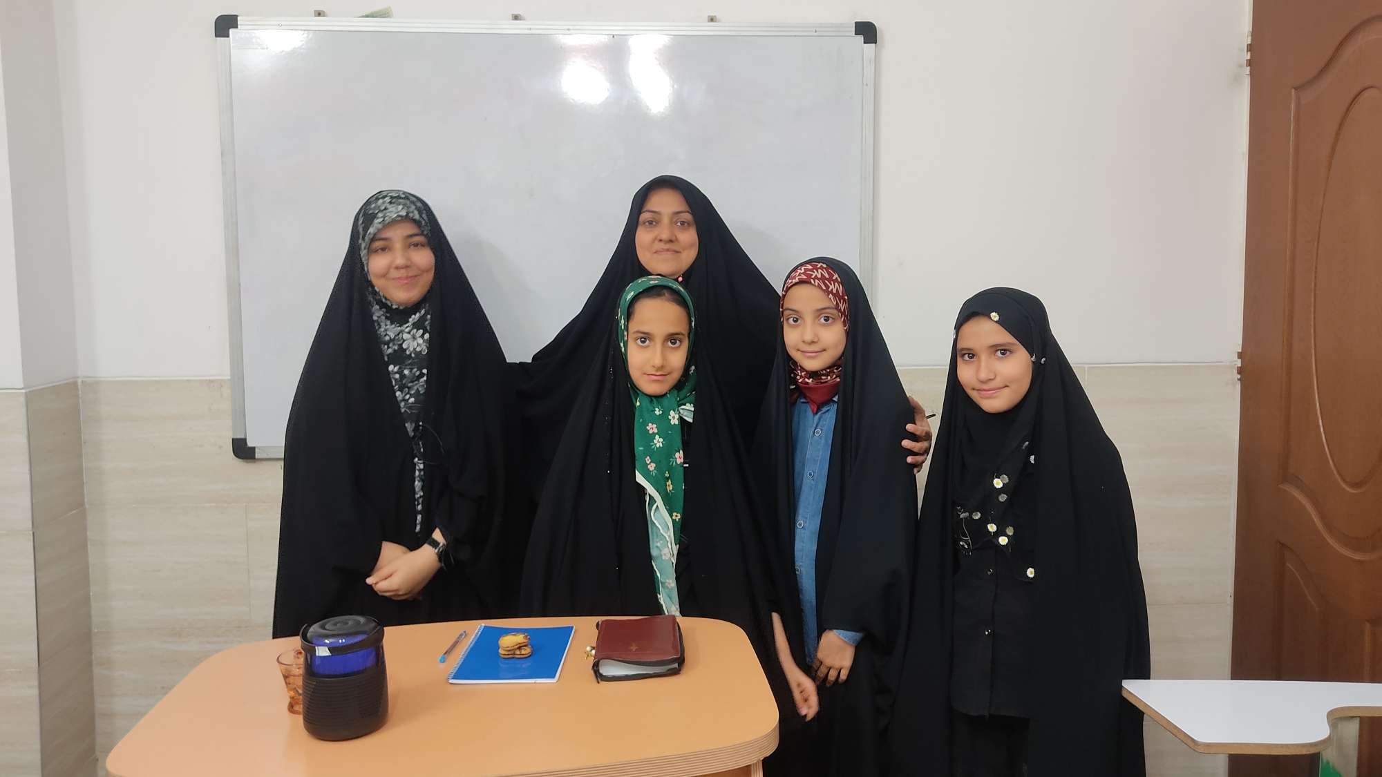 «لحظه های نور؛ روایت تصویری آیین های قرآن فاطمی»